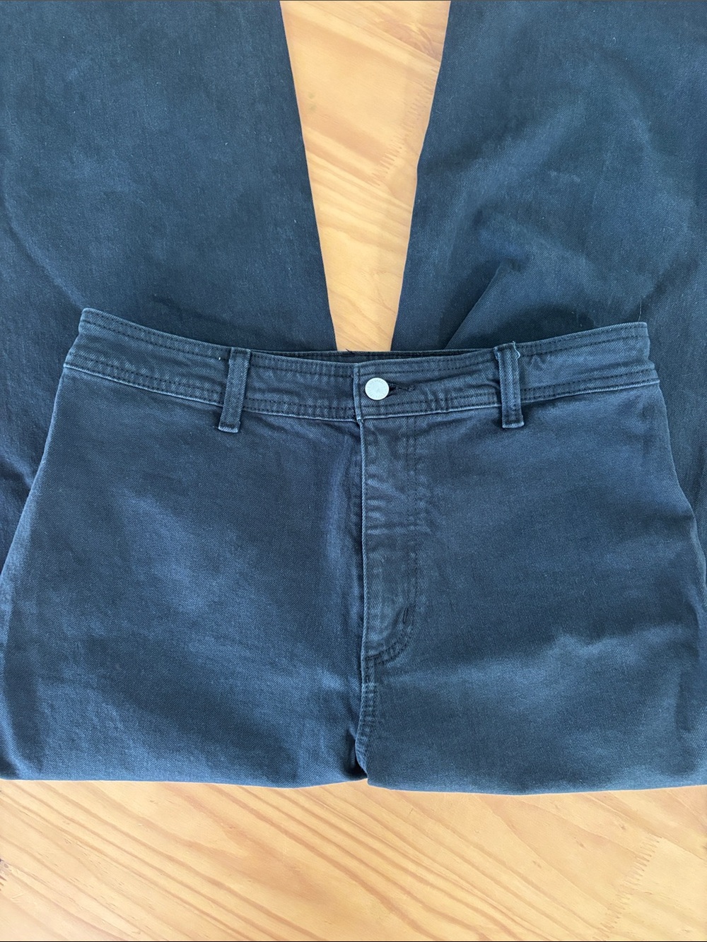 Universal Thread Black Wide Leg Flare Jeans - Picture 3 of 4